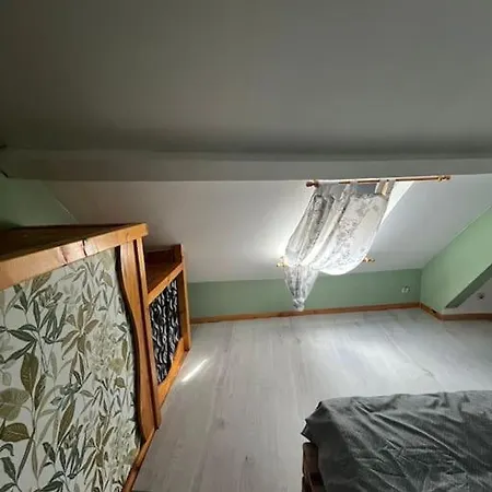 Maison Centre 3 * קאלה